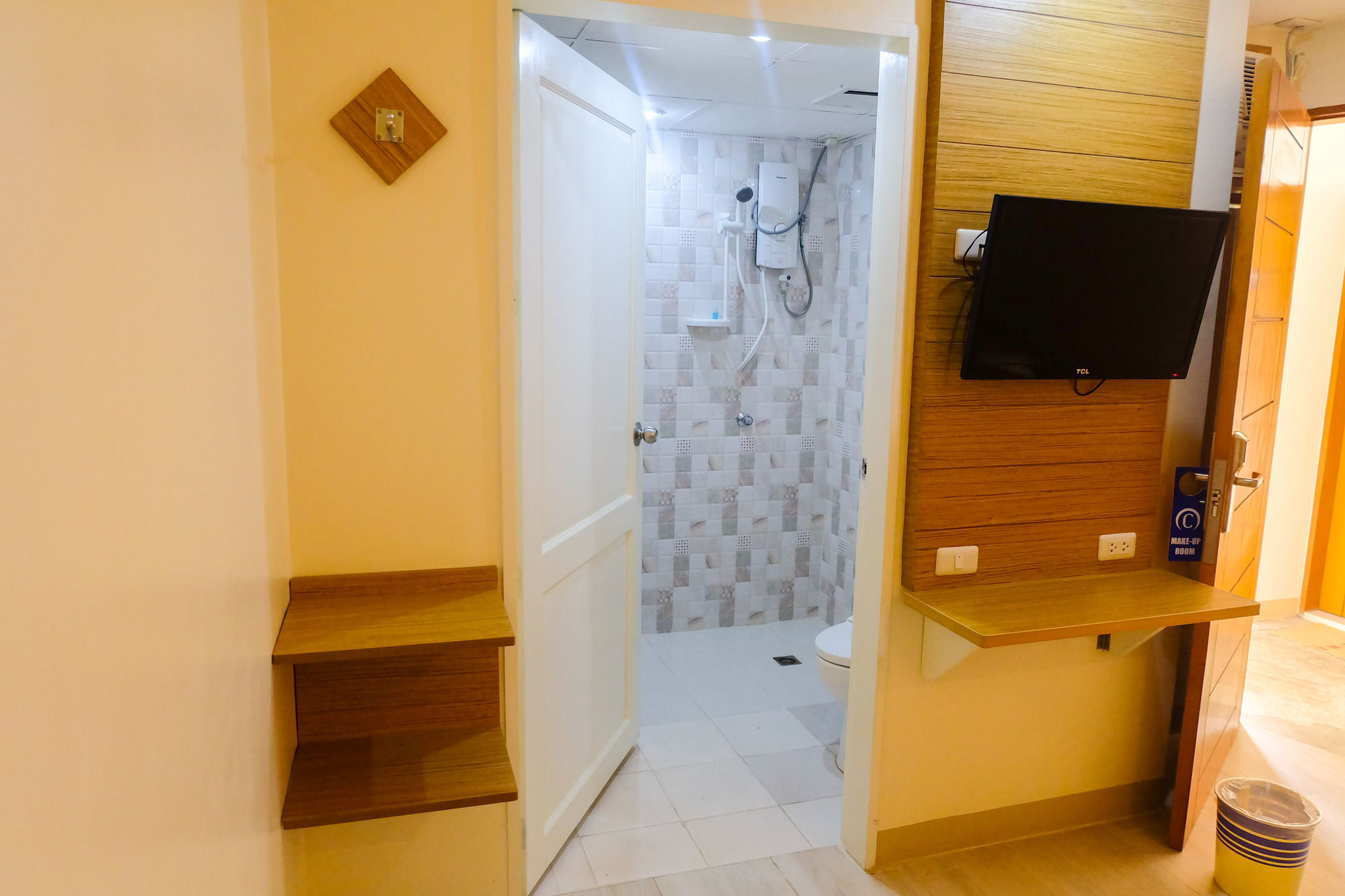 Chambre Mactan Hotel Lapu-Lapu City Exterior photo