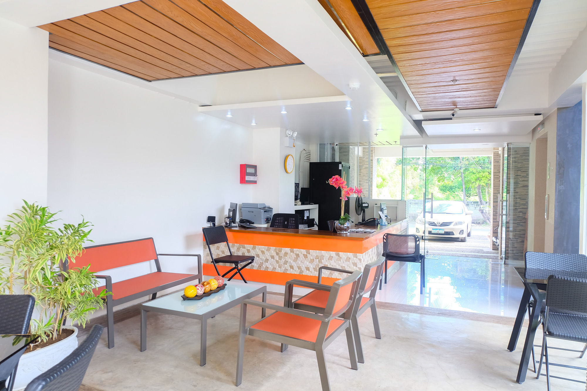 Chambre Mactan Hotel Lapu-Lapu City Exterior photo